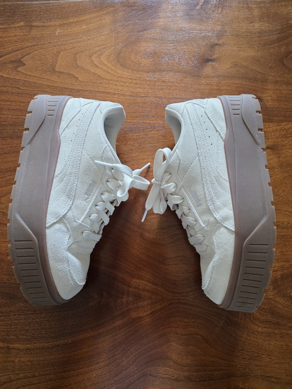 Puma Cream Suede Platform Sneakers with Brown Platform Size 8 EUC - Picture 4 of 8